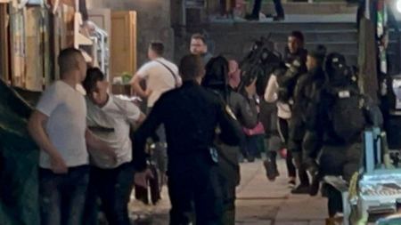 القدس: إطلاق الرصاص على شاب بإدعاء محاولة تنفيذ عملية طعن